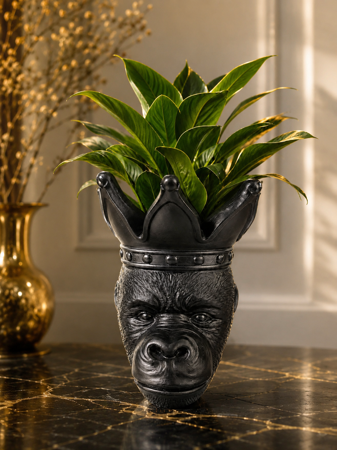 Koninklijke Gorilla Bloempot XL – Mat Zwart Design – 33 cm – Sculpturale Plantenhouder