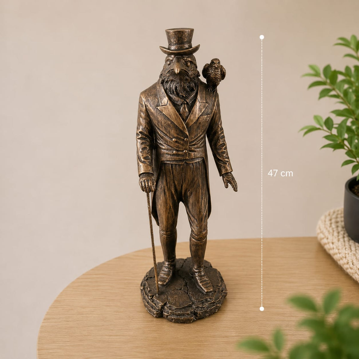 Raaf Gentleman Beeld met Uil – 47 cm